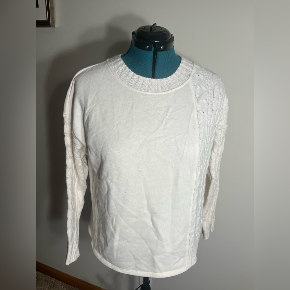 Time and Tru sweater/sweatshirt